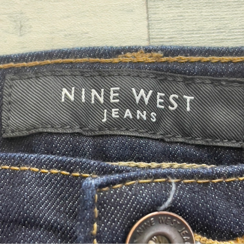 Nine West Court Street Bootcut High Waist Jeans NWOT 10 - Picture 7 of 15